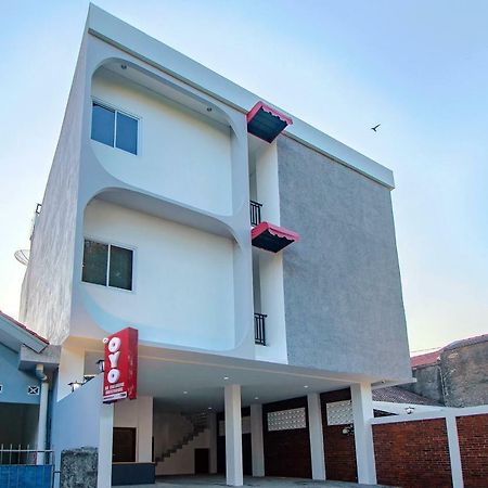 OYO 1319 88 Exclusive Residence Kejayan Exterior foto