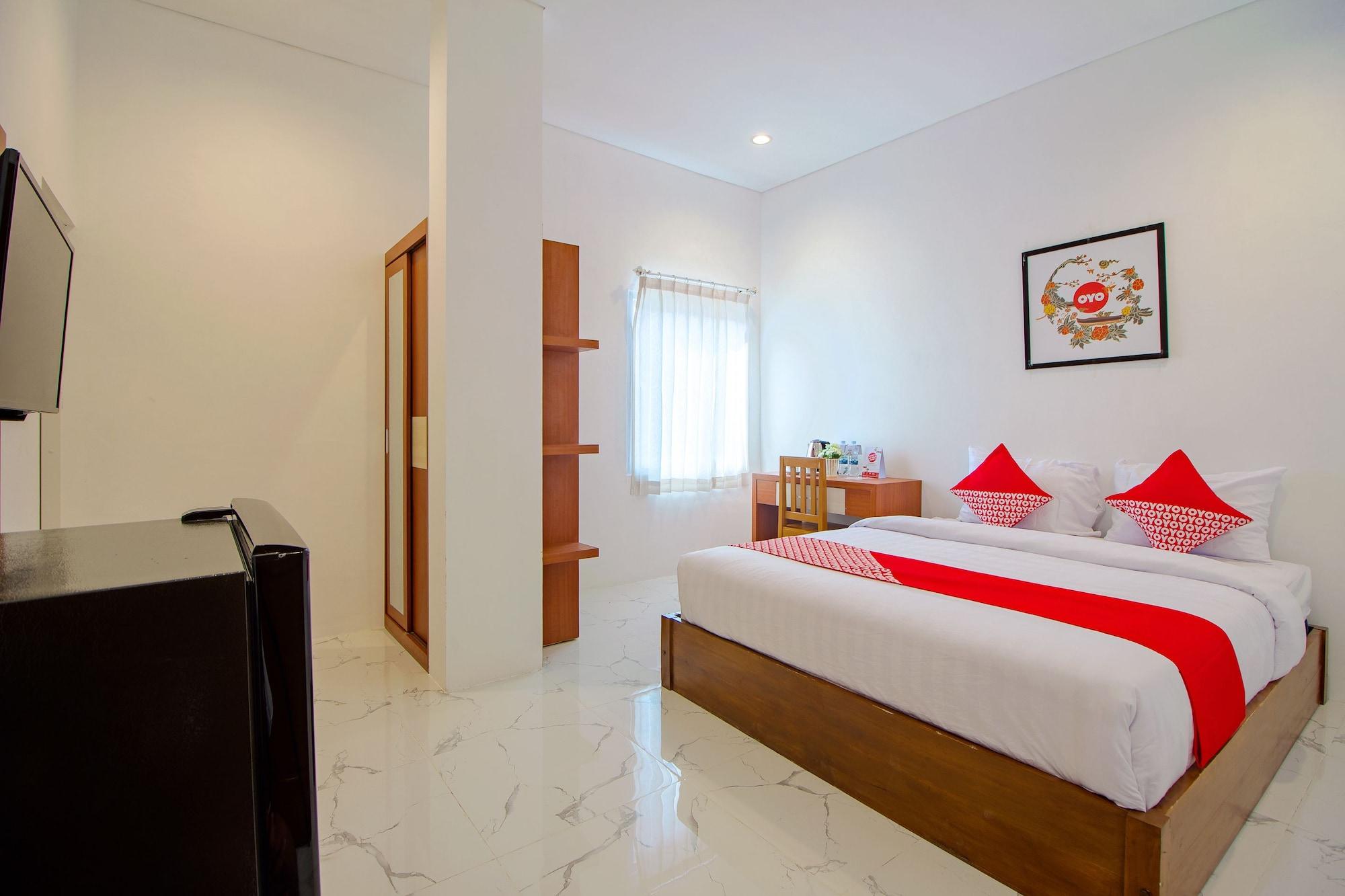 OYO 1319 88 Exclusive Residence Kejayan Exterior foto