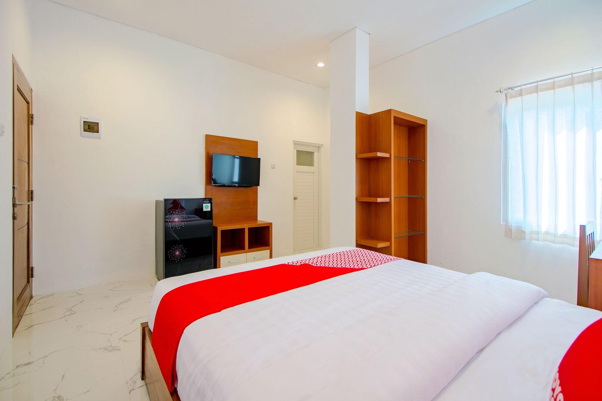 OYO 1319 88 Exclusive Residence Kejayan Exterior foto