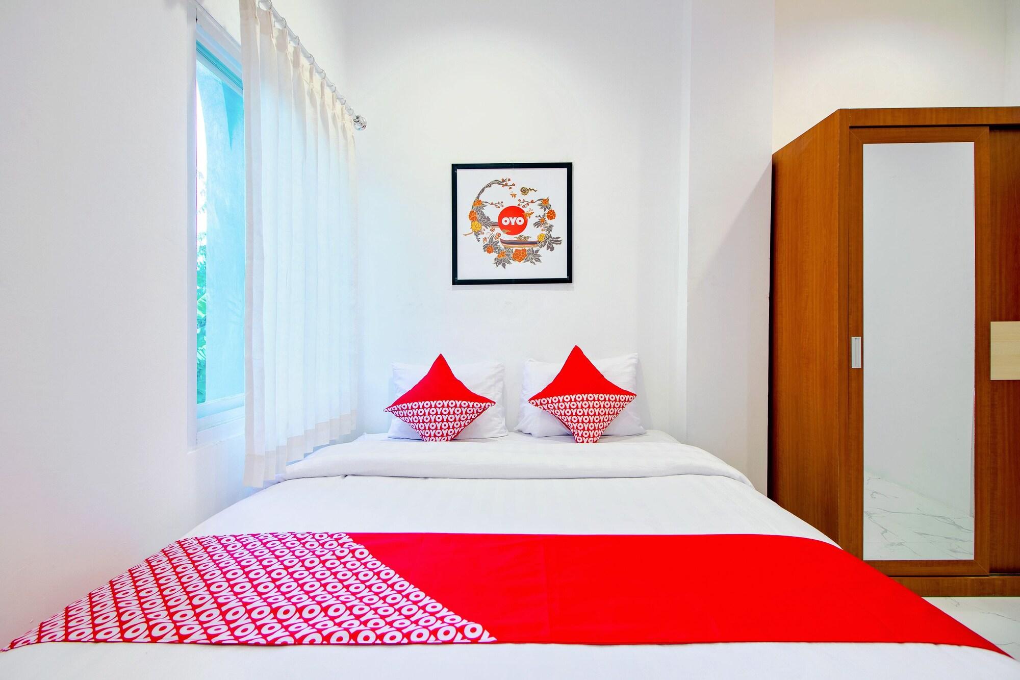 OYO 1319 88 Exclusive Residence Kejayan Exterior foto