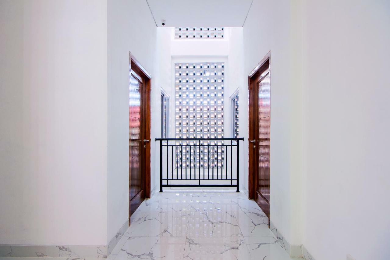 OYO 1319 88 Exclusive Residence Kejayan Exterior foto